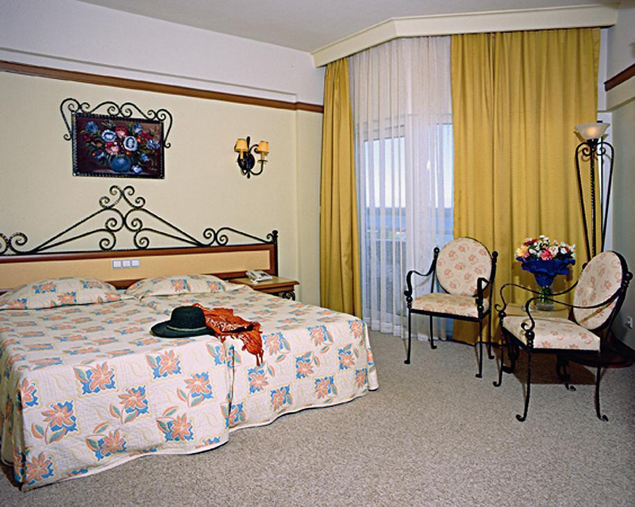 Thalia Beach Resort Hotel Ilica  Extérieur photo