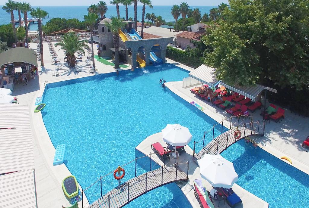 Thalia Beach Resort Hotel Ilica  Extérieur photo